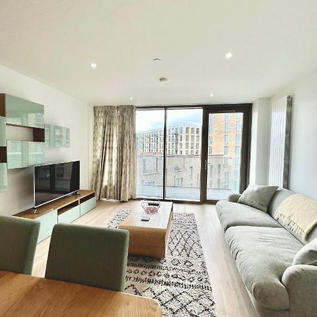 Luxury 2 Bedroom 2 Bathroom Apartment - London City Airport Eksteriør billede