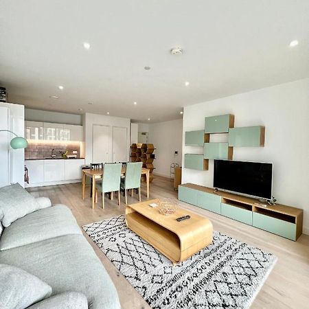Luxury 2 Bedroom 2 Bathroom Apartment - London City Airport Eksteriør billede